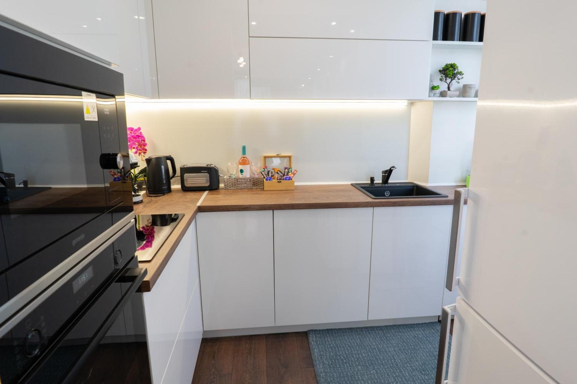 Luxury 2 Bedroom Apartment In Central Варна Екстер'єр фото