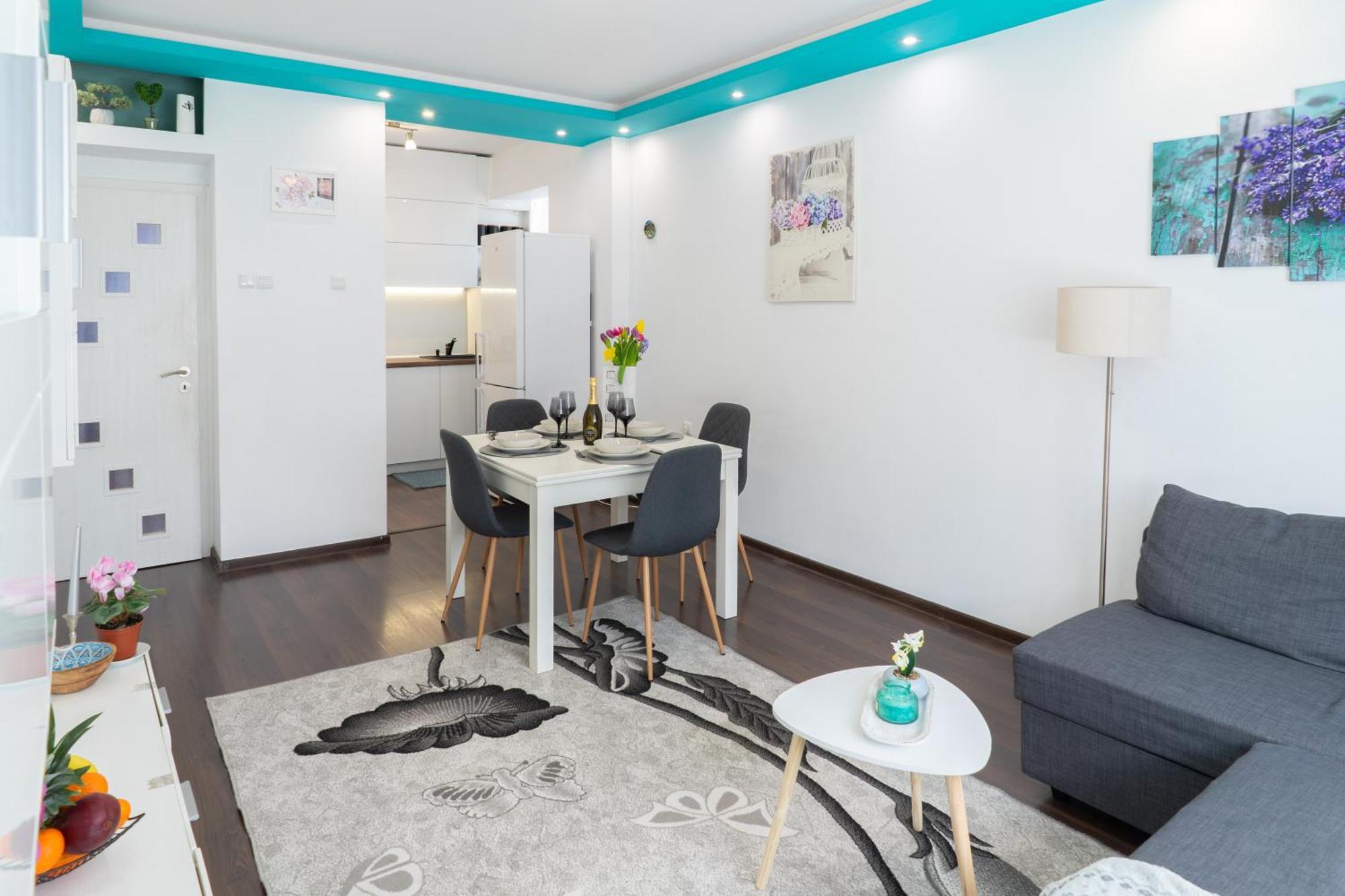 Luxury 2 Bedroom Apartment In Central Варна Екстер'єр фото