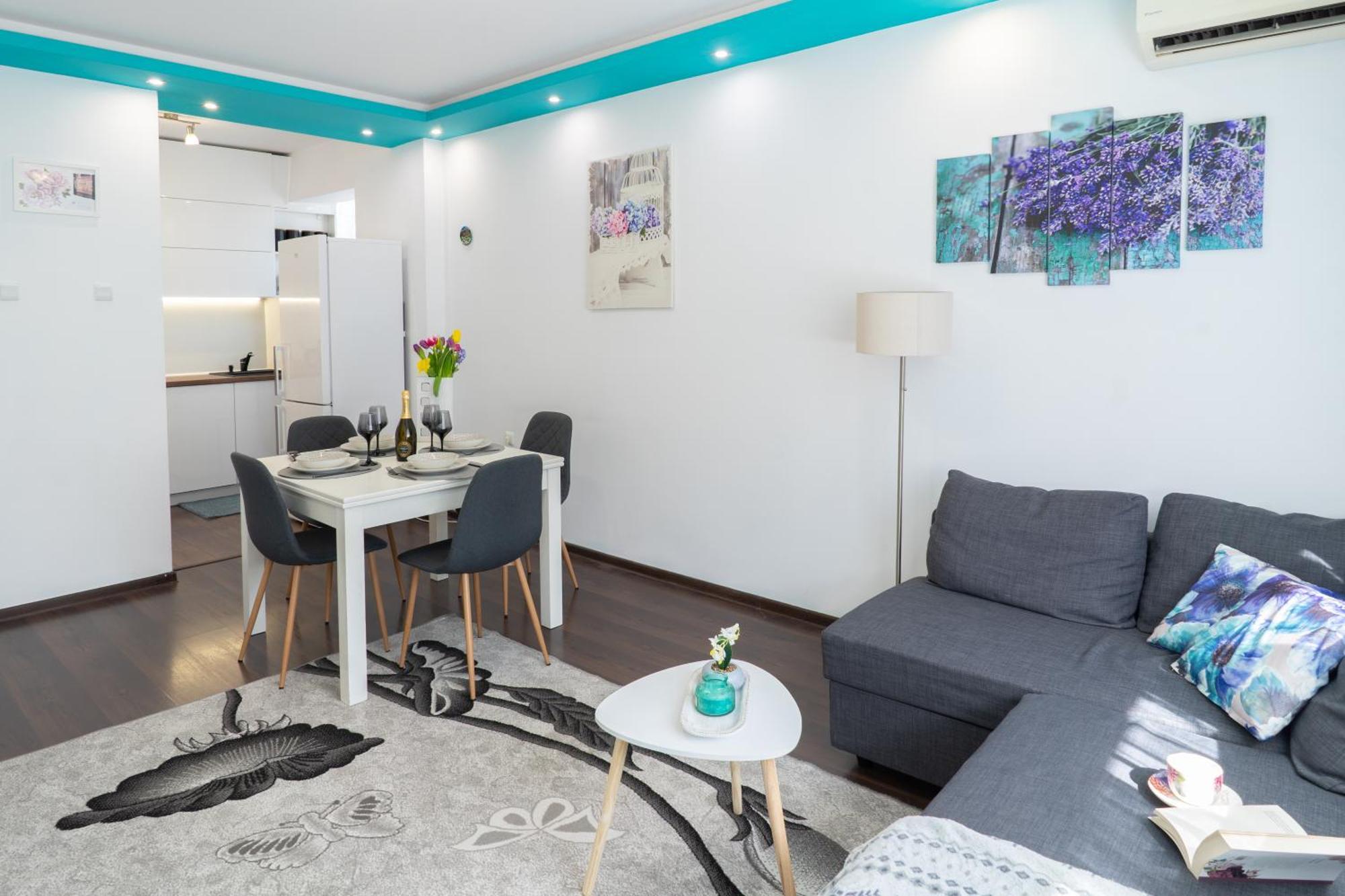 Luxury 2 Bedroom Apartment In Central Варна Екстер'єр фото