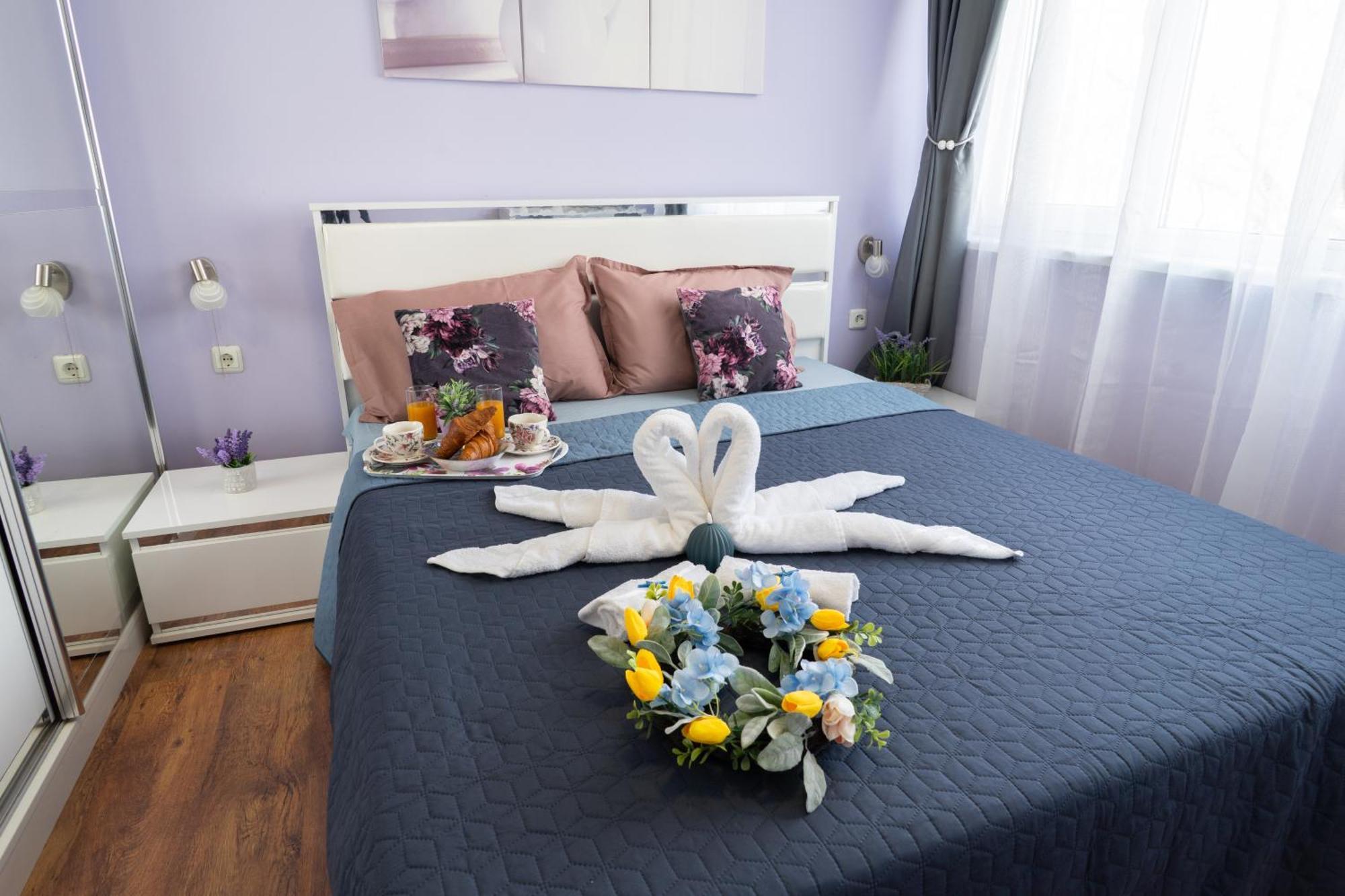 Luxury 2 Bedroom Apartment In Central Варна Екстер'єр фото